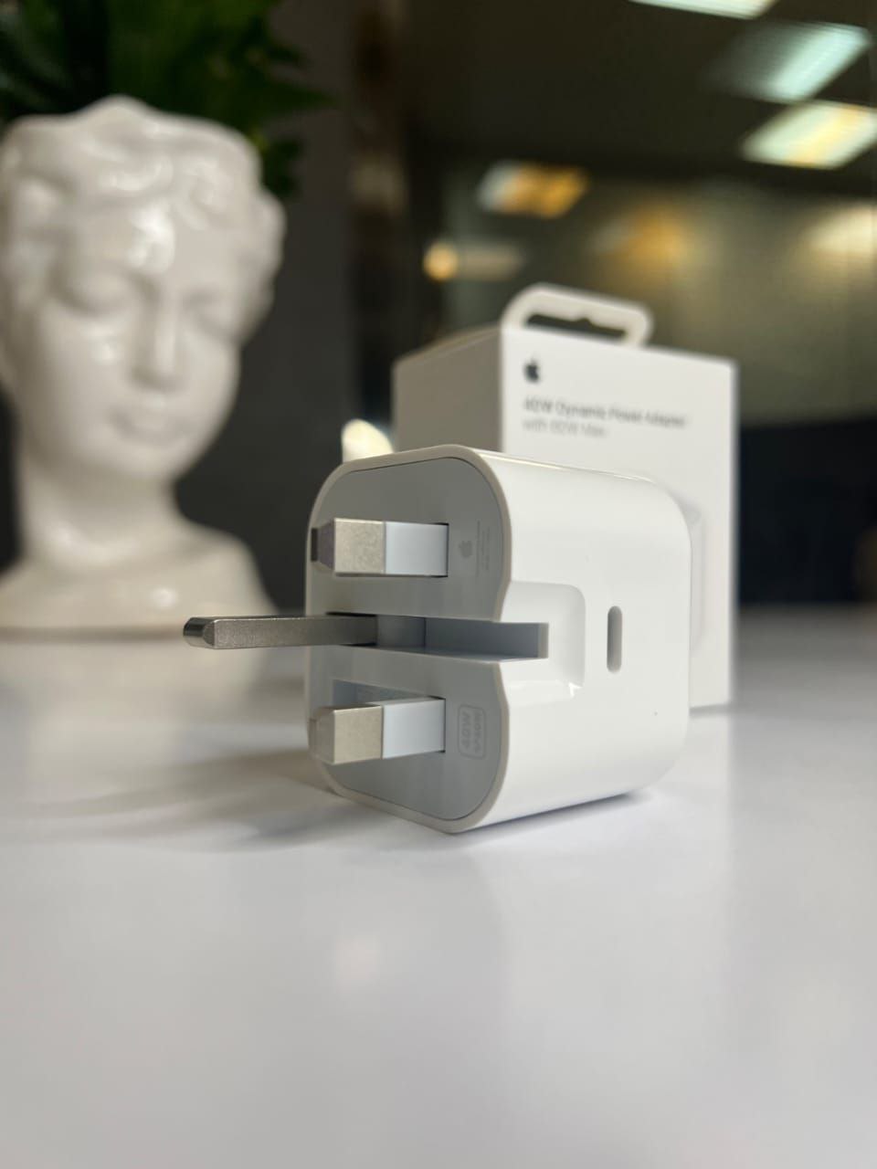 شارژر 40 وات اپل داینامیک مدل Apple 40W Dynamic Power Adapter with 60W Max 6 شارژر 40 وات اپل